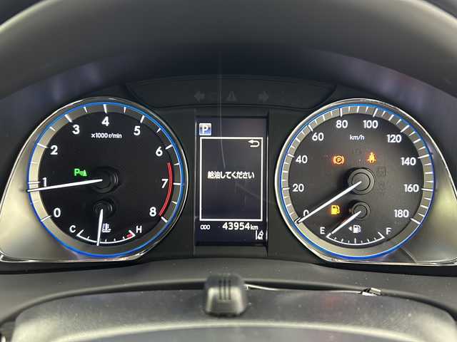 トヨタ ハリアー プレミアム 大阪府 2018(平30)年 4.4万km ホワイトパールクリスタルシャイン ワンオーナー車/純正 9インチナビ NSZT-Y66T/【AM/FM/CD/DVD/TV/SD/SDREC/Bluetooth】/バックカメラ/ドライブレコーダー/ビルトイン ETC/Toyota Safety Sense/・プリクラッシュセーフティ［PCS］/・レーンディパーチャーアラート［LDA］/・アダプティブハイビームシステム［AHS］/・レーダークルーズ/・インテリジェント クリアランスソナー（パーキングサポートブレーキ［PKSB］（静止物））/装備/・ハーフレザーシート/・パワーバックドア/・パワーシート（D8way）/・左右独立オートエアコン/・オートライト/・LED ヘッドランプ＋フロントフォグランプ/・ステアリングスイッチ/・雨滴感応式フロントワイパー/・自動防眩ルームミラー/・コンビステアリング/・純正18inAW/・【OP】応急用スペアタイヤ（テンパータイヤ）/・保/取/ナビ取/・予備スマートキーx1＋カードキーx1