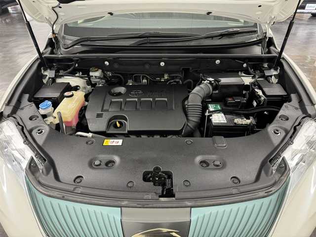 トヨタ ハリアー プレミアム 佐賀県 2018(平30)年 4.4万km ホワイトパールクリスタルシャイン ワンオーナー車/純正 9インチナビ NSZT-Y66T/【AM/FM/CD/DVD/TV/SD/SDREC/Bluetooth】/バックカメラ/ドライブレコーダー/ビルトイン ETC/Toyota Safety Sense/・プリクラッシュセーフティ［PCS］/・レーンディパーチャーアラート［LDA］/・アダプティブハイビームシステム［AHS］/・レーダークルーズ/・インテリジェント クリアランスソナー（パーキングサポートブレーキ［PKSB］（静止物））/装備/・ハーフレザーシート/・パワーバックドア/・パワーシート（D8way）/・左右独立オートエアコン/・オートライト/・LED ヘッドランプ＋フロントフォグランプ/・ステアリングスイッチ/・雨滴感応式フロントワイパー/・自動防眩ルームミラー/・コンビステアリング/・純正18inAW/・【OP】応急用スペアタイヤ（テンパータイヤ）/・保/取/ナビ取/・予備スマートキーx1＋カードキーx1