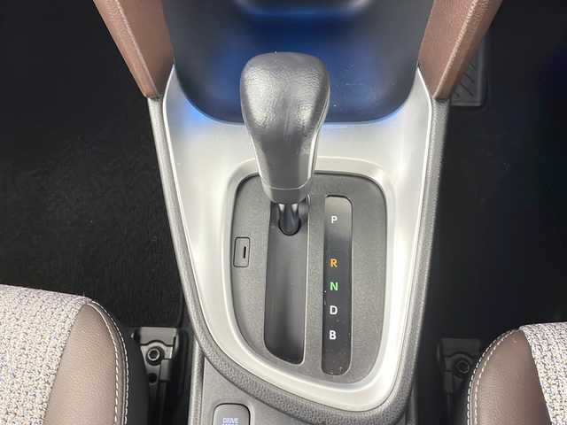 トヨタ ヤリスクロス ハイブリッド Z 道央・札幌 2022(令4)年 5万km ブラックマイカ ・4WD/寒冷地仕様/・トヨタセーフティセンス/・プリクラッシュセーフティ/・レーダークルーズコントロール/・ブラインドスポットモニター/・純正ディスプレイオーディオ/・フルセグTV/Bluetooth/USB//・全方位モニター/・360度ドライブレコーダー/・ビルトインＥＴＣ/・車線逸脱防止/・前後コーナーセンサー/・運転席パワーシート/D.N席シートヒーター/・ダウンヒルアシストコントロール/・ＬＥＤヘッドライト/・オートマチックハイビーム/・ステアリングスイッチ/・スマートキー