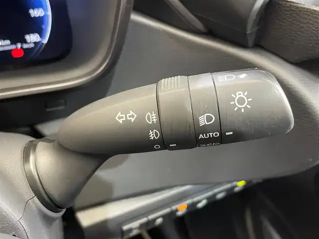 トヨタ カローラツーリング ハイブリッド ダブルバイビー 岩手県 2023(令5)年 3.2万km スパークリングブラックパールクリスタルシャイン ４WD/ヘッドアップディスプレイ/寒冷地仕様/シートヒーター/バックカメラ/トヨタセーフティセンス/衝突被害軽減ブレーキ/レーンアシスト/クルーズコントロール/コーナーセンサー/オートハイビーム/純正ナビ（Bluetooth USB フルセグ）/純正１７インチアルミホイール/横滑り防止装置/ドライブレコーダー/ETC2.0/オートホールドブレーキ/アイドリングストップ/ヘッドライトレベライザー/AC100V1500W/LEDヘッドライト/ハーフレザーシート/ステアリングスイッチ