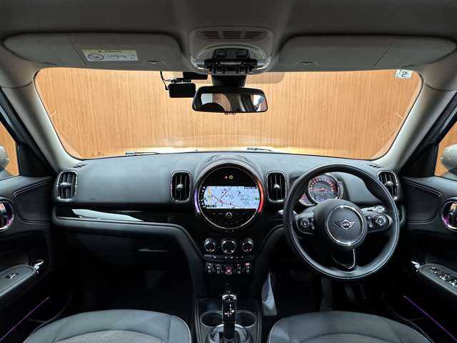 ＭＩＮＩ ＢＭＷ ミニ クロスオーバー クーパー D 千葉県 2021(令3)年 3.7万km セージグリーンメタリック ペッパーＰＫＧ　/ＡＣＣ　/ナビ　/Ｂｌｕｅｔｏｏｔｈ接続　/Ｂカメラ　/パークディスタンス　/コンフォートアクセス　/電動リアゲート　/エクステリアミラーＰＫＧ　/ストレージコンパートメントＰＫＧ　/衝突軽減ブレーキ