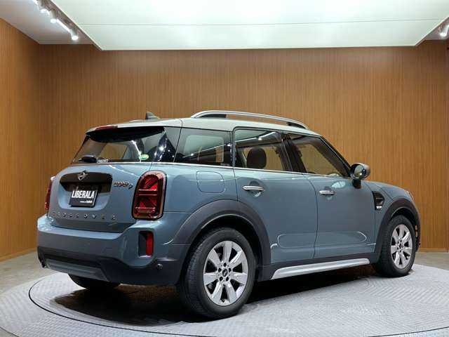 ＭＩＮＩ ＢＭＷ ミニ クロスオーバー クーパー D 千葉県 2021(令3)年 3.7万km セージグリーンメタリック ペッパーＰＫＧ　/ＡＣＣ　/ナビ　/Ｂｌｕｅｔｏｏｔｈ接続　/Ｂカメラ　/パークディスタンス　/コンフォートアクセス　/電動リアゲート　/エクステリアミラーＰＫＧ　/ストレージコンパートメントＰＫＧ　/衝突軽減ブレーキ