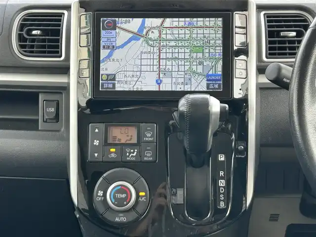 ダイハツ タント カスタム RS SA 道東・釧路十勝 2014(平26)年 6.8万km ブラックマイカメタリック 4WD/純正ナビ/(FM AM CD DVD BT フルセグTV)/バックカメラ/両側パワースライドドア/衝突軽減ブレーキ/AW付冬タイヤ4本積込/プッシュスタート/スマートキー/LEDヘッドライト/フォグランプ/ETC/USBソケット/取扱説明書/革巻きステアリング/ドアバイザー