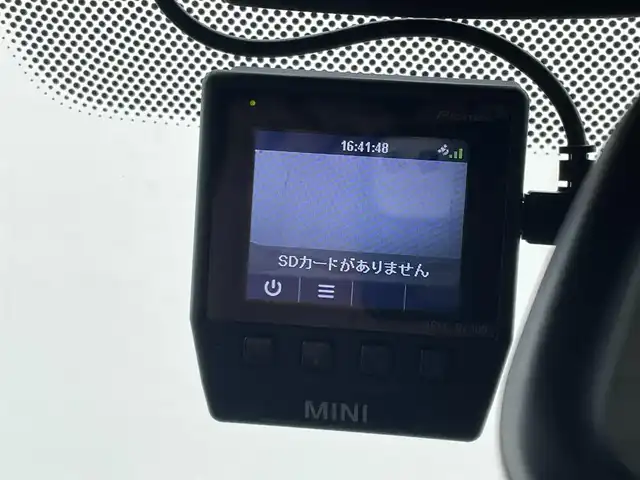 ＭＩＮＩ ミニ クラブマン クーパーSD 東京都 2017(平29)年 1.7万km ペッパー・ホワイト 純正ＨＤＤナビ/ＡＣＣ/Ｂカメラ/ＡＳＶ/ＬＫＡ/ＬＥＤヘッドライト＆フォグ/ドラレコ/純正１７インチＡＷ/インテリジェントセーフティー/後方コーナーセンサー/取扱説明書/記録簿/保証書/スペアキー