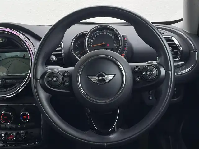 ＭＩＮＩ ミニ クラブマン クーパーSD 東京都 2017(平29)年 1.7万km ペッパー・ホワイト 純正ＨＤＤナビ/ＡＣＣ/Ｂカメラ/ＡＳＶ/ＬＫＡ/ＬＥＤヘッドライト＆フォグ/ドラレコ/純正１７インチＡＷ/インテリジェントセーフティー/後方コーナーセンサー/取扱説明書/記録簿/保証書/スペアキー