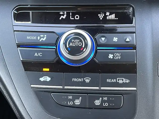 ホンダ フリード G ホンダセンシング 道央・札幌 2018(平30)年 6.2万km コバルトブルーパール ・４WD/・ワンオーナー/・ホンダセンシング/・寒冷地仕様/・純正ナビ/　CD＆DVD＆BT＆TV/・バックカメラ/・両側パワースライドドア/・ハーフレザーシート/・コーナーセンサー/・レーンキープアシスト/・レーダークルーズコントロール/・オートエアコン/・オートライト/・ミラーヒーター/・シートヒーター/・ワイパー熱線/・電動格納ミラー/・ビルトインETC/・アイドリングストップ/・ステアリングスイッチ/・プッシュスタート/・スマートキー/・純正フロアマット/・ドアバイザー/・ウィンカーミラー/・カーテンエアバッグ