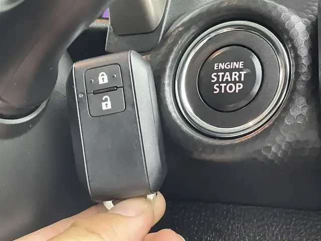 スズキ ハスラー Jスタイル Ⅱ ターボ 群馬県 2023(令5)年 2.8万km クールカーキパールメタリック/ソフトベージュメタリック 純正9型メモリナビ/・BT/CD/DVD/SD/フルセグTV/全周囲カメラ/スズキセーフティサポート/・アダプティブクルーズコントロール（ACC）［全車速追従機能付］/・車線逸脱抑制機能非装着車/・ふらつき警報機能/・先行車発進お知らせ機能/・標識認識機能/・ハイビームアシスト/ルーフレール/ハーフレザーシート/・シートヒーターDN席/ビルトインETC/純正15インチアルミホイール