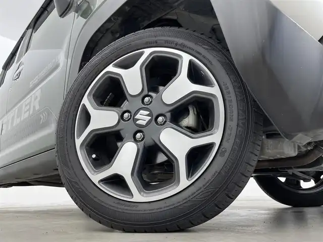 スズキ ハスラー Jスタイル Ⅱ ターボ 群馬県 2023(令5)年 2.8万km クールカーキパールメタリック/ソフトベージュメタリック 純正9型メモリナビ/・BT/CD/DVD/SD/フルセグTV/全周囲カメラ/スズキセーフティサポート/・アダプティブクルーズコントロール（ACC）［全車速追従機能付］/・車線逸脱抑制機能非装着車/・ふらつき警報機能/・先行車発進お知らせ機能/・標識認識機能/・ハイビームアシスト/ルーフレール/ハーフレザーシート/・シートヒーターDN席/ビルトインETC/純正15インチアルミホイール