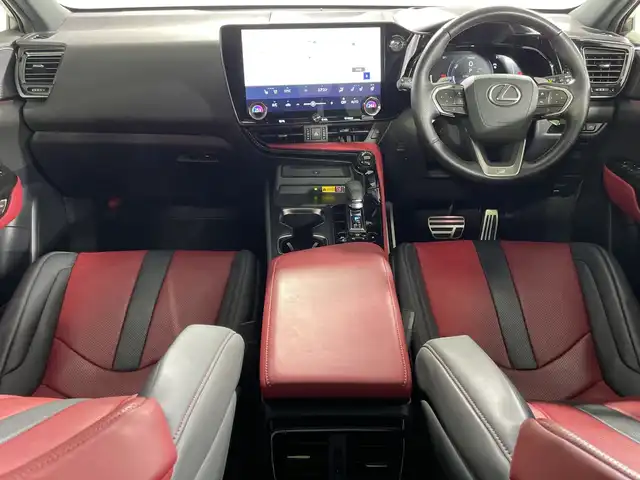 レクサス ＮＸ 350h Fスポーツ 神奈川県 2023(令5)年 3.8万km ホワイトノーヴァガラスフレーク 純正14型ディスプレイオーディオ/AM FM フルセグ Bluetooth CD DVD/パノラマミックビューモニター/ムーンルーフ/レーンディパーチャーアラート/クリアランスソナー/パーキングサポートブレーキ/ブラインドスポットモニター/安心降車アシスト/リヤクロストラフィックアラート/リヤカメラディテクション/プロアクティブドライビングアシスト/レーダークルーズコントロール/ロードサインアシスト/ヘッドアップディスプレイ/ステアリングヒーター/ステアリングリモコン/パドルシフト/パワーバックドア/レザーシート/シートメモリー/全席シートヒーター/前席シートベンチレーション/2列目電動格納シート/デジタルインナーミラー/置くだけ充電/前後ドライブレコーダー/三眼ヘッドライト/LEDヘッドライト/オートライト/オートマチックハイビーム/純正20インチアルミホイル/スマートキー/スペアキー