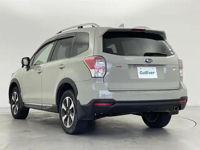 スバル フォレスター Xブレイク 群馬県 2016(平28)年 6.4万km デザートカーキ 社外ディスプレイオーディオ 　【FHー9300DYS】/　（FM/AM/Bluetooth/USB）/バックカメラ/ETC/アイサイトVer.3/・プリクラッシュブレーキ/・車線逸脱警報/・全車速追従機能付クルーズコントロール/・先行車発進お知らせ/後席左右シートヒーター/前席シートヒーター/前席パワーシート/Xモード/ステアリングレスポンシブルヘッドライト