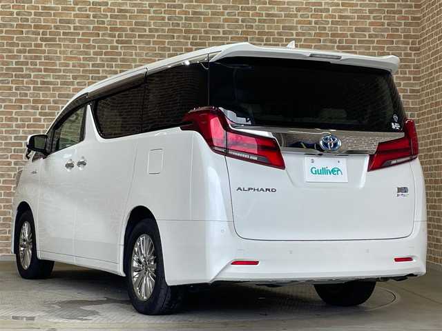 トヨタ アルファードハイブリット G 岩手県 2020(令2)年 6.6万km ホワイトパールクリスタルシャイン ４WD/三眼LEDヘッドランプ/シーケンシャルウインカー/パワーバックドア/両側パワースライドドア/AC100V1500Wアクセサリーコンセント/パワーシート・シートヒーター・シートベンチレーション（前席）/トヨタセーフティセンス/プリクラッシュセーフティ/レーダークルーズコントロール/レーントレーシングアシスト/アダプティブハイビームシステム/クリアランスソナー/ロードサインアシスト/オートブレーキホールド/横滑り防止装置/MTモード付きAT/ロールサンシェード/カーテン/純正ナビ/（CD/DVD/フルセグ/USB/Bluetooth/AppleCarPlay/AndroidAuto/ミラキャスト）/バックカメラ/ETC2.0/ドライブレコーダー/純正17インチアルミホイール