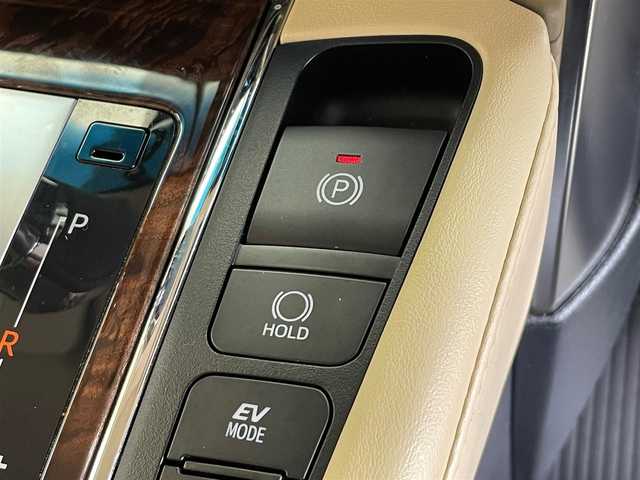 トヨタ アルファードハイブリット G 岩手県 2020(令2)年 6.6万km ホワイトパールクリスタルシャイン ４WD/三眼LEDヘッドランプ/シーケンシャルウインカー/パワーバックドア/両側パワースライドドア/AC100V1500Wアクセサリーコンセント/パワーシート・シートヒーター・シートベンチレーション（前席）/トヨタセーフティセンス/プリクラッシュセーフティ/レーダークルーズコントロール/レーントレーシングアシスト/アダプティブハイビームシステム/クリアランスソナー/ロードサインアシスト/オートブレーキホールド/横滑り防止装置/MTモード付きAT/ロールサンシェード/カーテン/純正ナビ/（CD/DVD/フルセグ/USB/Bluetooth/AppleCarPlay/AndroidAuto/ミラキャスト）/バックカメラ/ETC2.0/ドライブレコーダー/純正17インチアルミホイール