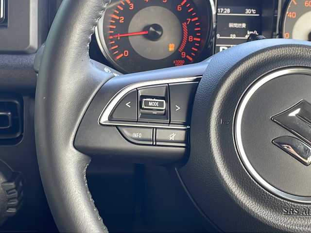スズキ ジムニー XC 青森県 2023(令5)年 0.8万km ブルーイッシュブラックパール3 4WD/社外メモリナビ・ワンセグTV/CD・DVD・Bluetooth/バックモニター/前席シートヒーター/前後ドライブレコーダー/社外エンジンスターター/セーフティサポート/デュアルセンサーブレーキサポート/レーンキープアシスト/ハイビームアシスト/クルーズコントロール/ビルトインETC/LEDヘッドライト/フォグランプ/純正16インチアルミ/スマートキー/プッシュスタート