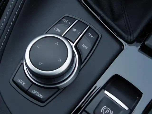 ＢＭＷ Ｘ１ xDrive 18d xライン EDジョイ+ 埼玉県 2020(令2)年 4.4万km ミネラルホワイト 特別仕様車/ブラックハーフレザーシート/インテリジェントセーフティ/パークディスタンスコントロール/バックカメラ/純正ナビ/ETC/シートポジションメモリー機能