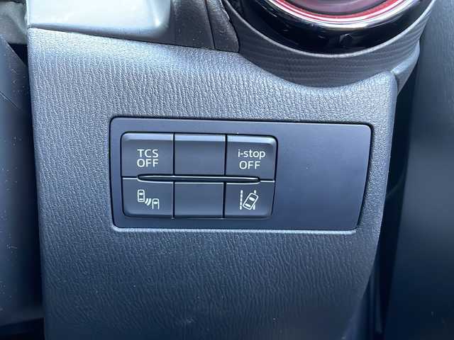 マツダ ＣＸ－３ XD ツーリング 富山県 2015(平27)年 3.5万km セラミックM 禁煙車/BOSEサウンドシステム/純正SDナビ/　　【CD　DVD　BT　フルセグ　USB　AUX】/バックカメラ/追従型クルーズコントロール/衝突被害軽減システム/レーンキープアシスト/ブラインドスポットモニター/LEDオートライト/ハーフレザーシート/純正18インチアルミホイール/純正フロアマット/ヘッドアップディスプレイ/パドルシフト/ドアバイザー/スマートキー×２/ETC