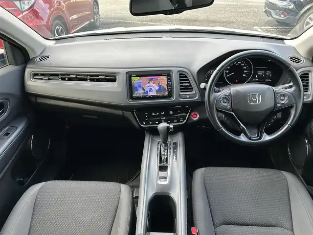 ホンダ ヴェゼル X ホンダセンシング 宮城県 2019(令1)年 9.6万km スタリーシルバーM ワンオーナー//純正エンジンスターター//純正ディーラーナビ/（フルセグＴＶ/ＤＶＤ/ＣＤ/ＢＴ/ＡＭ/ＦＭ）　//レーダークルーズコントロール//衝突被害軽減ブレーキ//車線維持支援システム//純正フロアマット//ビルトインＥＴＣ//純正アルミホイール//スペアキー//バックカメラ//プッシュスタート//USBポート