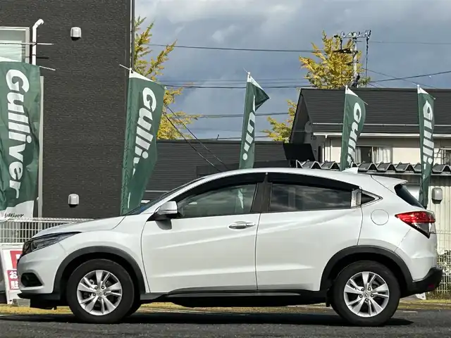 ホンダ ヴェゼル X ホンダセンシング 宮城県 2019(令1)年 9.6万km スタリーシルバーM ワンオーナー//純正エンジンスターター//純正ディーラーナビ/（フルセグＴＶ/ＤＶＤ/ＣＤ/ＢＴ/ＡＭ/ＦＭ）　//レーダークルーズコントロール//衝突被害軽減ブレーキ//車線維持支援システム//純正フロアマット//ビルトインＥＴＣ//純正アルミホイール//スペアキー//バックカメラ//プッシュスタート//USBポート