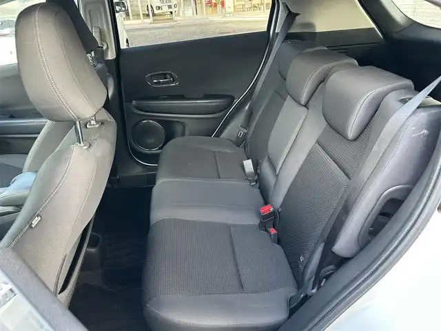 ホンダ ヴェゼル X ホンダセンシング 宮城県 2019(令1)年 9.6万km スタリーシルバーM ワンオーナー//純正エンジンスターター//純正ディーラーナビ/（フルセグＴＶ/ＤＶＤ/ＣＤ/ＢＴ/ＡＭ/ＦＭ）　//レーダークルーズコントロール//衝突被害軽減ブレーキ//車線維持支援システム//純正フロアマット//ビルトインＥＴＣ//純正アルミホイール//スペアキー//バックカメラ//プッシュスタート//USBポート