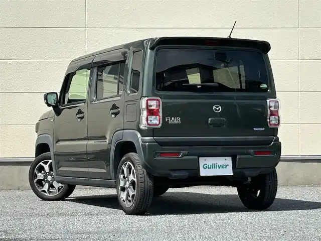 マツダ フレア クロスオーバー ハイブリッドXT 茨城県 2021(令3)年 5.7万km クールカーキパールメタリック 社外メモリナビ（型番：CN-RA07WD）/　　（AM/FM/BT)/フルセグテレビ/全方位カメラ/ETC/プッシュスタート/前後ドライブレコーダー（型番：DRV-MR450）/クリアランスソナー/純正フロアマット/純正ドアバイザー/スズキセーフティサポート/・デュアルセンサーブレーキサポートII/・誤発進抑制機能/・車線逸脱抑制機能/・車線逸脱警報機能/・ふらつき警報機能/・低速時ブレーキサポート/・発進お知らせ機能/・標識認識機能/・ハイビームアシスト