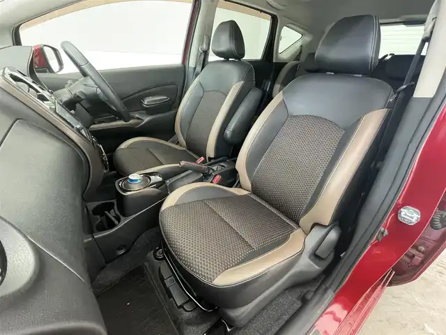日産 ノート e－パワー メダリスト 滋賀県 2016(平28)年 6.1万km ガーネットレッド 純正7インチナビ/【Bluetooth/CD/DVD/フルセグTV】/全方位カメラ/レーンキープアシスト/クリアランスソナー/衝突軽減ブレーキ/ETC/LEDヘッドライト/前方ドライブレコーダー/デジタルインナーミラー/プッシュスタート/スマートキー/ステアリングリモコン