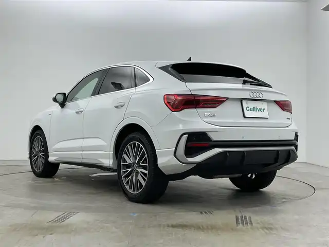 アウディ Ｑ３ SB 35TDIクワトロ Sライン 岡山県 2020(令2)年 4.7万km パール 純正ナビ/　「USB/Carplay/AndroidAuto」/ハーフレザーシート/全方位カメラ/LEDヘッドライト（AUTO機能付き）/ETC2.0/4WD/前席シートヒーター/前席パワーシート/衝突軽減ブレーキシステム/車線逸脱防止システム/横滑り防止装置/ドライブレコーダー（前後）/純正フロアマット/プッシュスタート/スマートキー×１