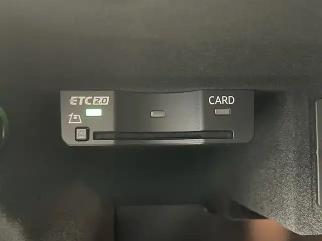 アウディ Ｑ３ SB 35TDIクワトロ Sライン 岡山県 2020(令2)年 4.7万km パール 純正ナビ/　「USB/Carplay/AndroidAuto」/ハーフレザーシート/全方位カメラ/LEDヘッドライト（AUTO機能付き）/ETC2.0/4WD/前席シートヒーター/前席パワーシート/衝突軽減ブレーキシステム/車線逸脱防止システム/横滑り防止装置/ドライブレコーダー（前後）/純正フロアマット/プッシュスタート/スマートキー×１