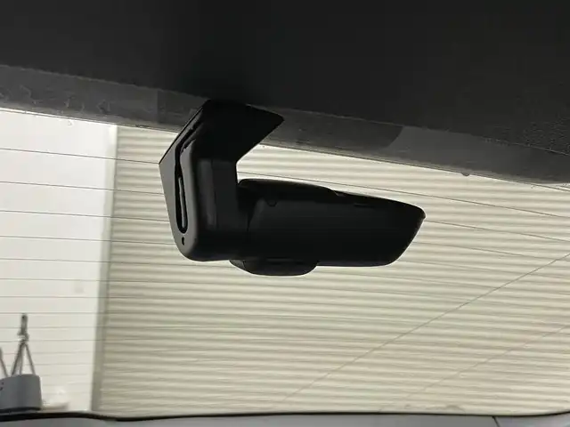 アウディ Ｑ３ SB 35TDIクワトロ Sライン 岡山県 2020(令2)年 4.7万km パール 純正ナビ/　「USB/Carplay/AndroidAuto」/ハーフレザーシート/全方位カメラ/LEDヘッドライト（AUTO機能付き）/ETC2.0/4WD/前席シートヒーター/前席パワーシート/衝突軽減ブレーキシステム/車線逸脱防止システム/横滑り防止装置/ドライブレコーダー（前後）/純正フロアマット/プッシュスタート/スマートキー×１