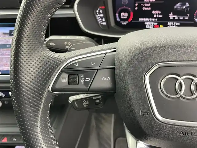 アウディ Ｑ３ SB 35TDIクワトロ Sライン 岡山県 2020(令2)年 4.7万km パール 純正ナビ/　「USB/Carplay/AndroidAuto」/ハーフレザーシート/全方位カメラ/LEDヘッドライト（AUTO機能付き）/ETC2.0/4WD/前席シートヒーター/前席パワーシート/衝突軽減ブレーキシステム/車線逸脱防止システム/横滑り防止装置/ドライブレコーダー（前後）/純正フロアマット/プッシュスタート/スマートキー×１