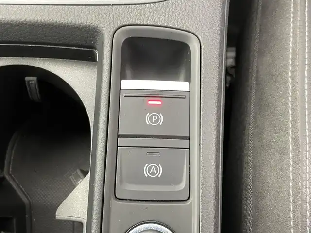 アウディ Ｑ３ SB 35TDIクワトロ Sライン 岡山県 2020(令2)年 4.7万km パール 純正ナビ/　「USB/Carplay/AndroidAuto」/ハーフレザーシート/全方位カメラ/LEDヘッドライト（AUTO機能付き）/ETC2.0/4WD/前席シートヒーター/前席パワーシート/衝突軽減ブレーキシステム/車線逸脱防止システム/横滑り防止装置/ドライブレコーダー（前後）/純正フロアマット/プッシュスタート/スマートキー×１