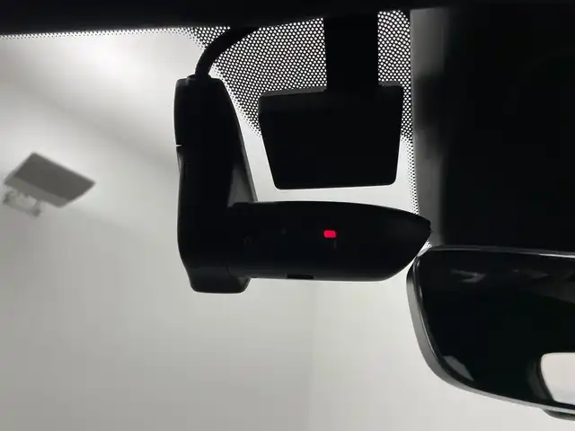 アウディ Ｑ３ SB 35TDIクワトロ Sライン 岡山県 2020(令2)年 4.7万km パール 純正ナビ/　「USB/Carplay/AndroidAuto」/ハーフレザーシート/全方位カメラ/LEDヘッドライト（AUTO機能付き）/ETC2.0/4WD/前席シートヒーター/前席パワーシート/衝突軽減ブレーキシステム/車線逸脱防止システム/横滑り防止装置/ドライブレコーダー（前後）/純正フロアマット/プッシュスタート/スマートキー×１