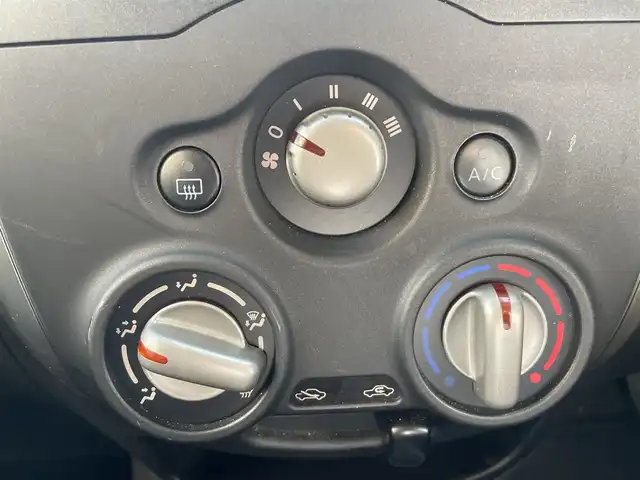 日産 ノート X 栃木県 2016(平28)年 9.2万km ブリリアントホワイトパール