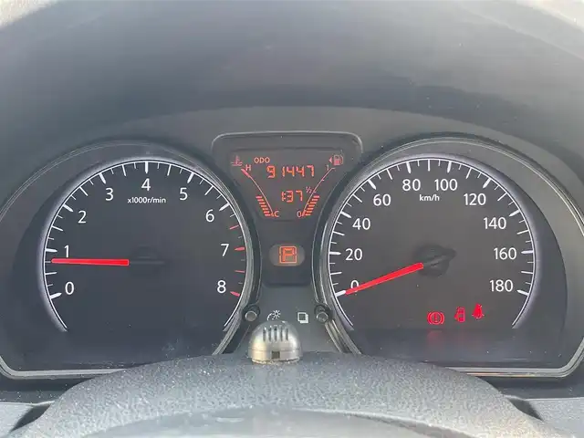 日産 ノート X 栃木県 2016(平28)年 9.2万km ブリリアントホワイトパール