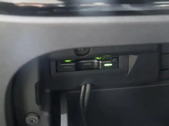 フォルクスワーゲン ザ・ビートル デザイン 静岡県 2019(平31)年 4.1万km ディープブラックパールエフェクト 純正ナビ/フルセグTV・DVD・CD/ドラレコ前後/BSM/バックカメラ/HIDヘッドライト/O・ZRACING製17インチAW/ETC/ISOFIX/スペアキー