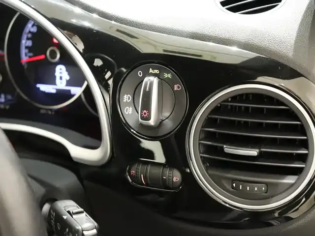 フォルクスワーゲン ザ・ビートル デザイン 静岡県 2019(平31)年 4.1万km ディープブラックパールエフェクト 純正ナビ/フルセグTV・DVD・CD/ドラレコ前後/BSM/バックカメラ/HIDヘッドライト/O・ZRACING製17インチAW/ETC/ISOFIX/スペアキー