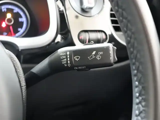 フォルクスワーゲン ザ・ビートル デザイン 静岡県 2019(平31)年 4.1万km ディープブラックパールエフェクト 純正ナビ/フルセグTV・DVD・CD/ドラレコ前後/BSM/バックカメラ/HIDヘッドライト/O・ZRACING製17インチAW/ETC/ISOFIX/スペアキー