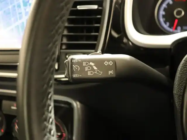 フォルクスワーゲン ザ・ビートル デザイン 静岡県 2019(平31)年 4.1万km ディープブラックパールエフェクト 純正ナビ/フルセグTV・DVD・CD/ドラレコ前後/BSM/バックカメラ/HIDヘッドライト/O・ZRACING製17インチAW/ETC/ISOFIX/スペアキー