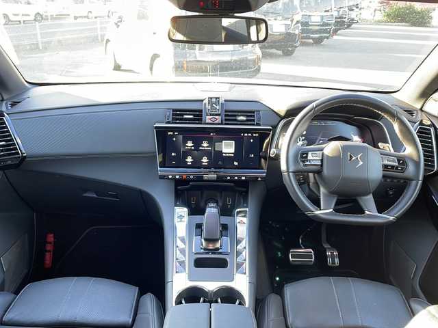 ＤＳオートモビル シトロエン ＤＳ７ オペラ E－テンス 4×4 山口県 2023(令5)年 1.4万km グレー サンルーフ　/プレミアムサウンド　ＦＯＣＡＬ　Ｅｌｅｃｔｒａ　/４WD/プラグインＨＶ　/純正ディスプレイオーディオ　/　・ＡｐｐｌｅＣａｒｐｌａｙ　/　・ＡｎｄｒｏｉｄＡｕｔｏ　/　・全方位カメラ　/クルーズコントロール/電動リアゲート/オートライト/オートハイビーム/コーナーセンサー/パワーシート/レーンキープアシスト/BSM/シートヒーター　/ベンチレーション　/ＥＴＣ2.0