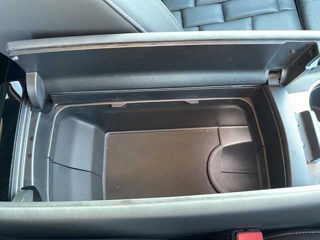 ＤＳオートモビル シトロエン ＤＳ７ オペラ E－テンス 4×4 山口県 2023(令5)年 1.4万km グレー サンルーフ　/プレミアムサウンド　ＦＯＣＡＬ　Ｅｌｅｃｔｒａ　/４WD/プラグインＨＶ　/純正ディスプレイオーディオ　/　・ＡｐｐｌｅＣａｒｐｌａｙ　/　・ＡｎｄｒｏｉｄＡｕｔｏ　/　・全方位カメラ　/クルーズコントロール/電動リアゲート/オートライト/オートハイビーム/コーナーセンサー/パワーシート/レーンキープアシスト/BSM/シートヒーター　/ベンチレーション　/ＥＴＣ2.0