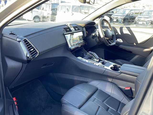 ＤＳオートモビル シトロエン ＤＳ７ オペラ E－テンス 4×4 山口県 2023(令5)年 1.4万km グレー サンルーフ　/プレミアムサウンド　ＦＯＣＡＬ　Ｅｌｅｃｔｒａ　/４WD/プラグインＨＶ　/純正ディスプレイオーディオ　/　・ＡｐｐｌｅＣａｒｐｌａｙ　/　・ＡｎｄｒｏｉｄＡｕｔｏ　/　・全方位カメラ　/クルーズコントロール/電動リアゲート/オートライト/オートハイビーム/コーナーセンサー/パワーシート/レーンキープアシスト/BSM/シートヒーター　/ベンチレーション　/ＥＴＣ2.0