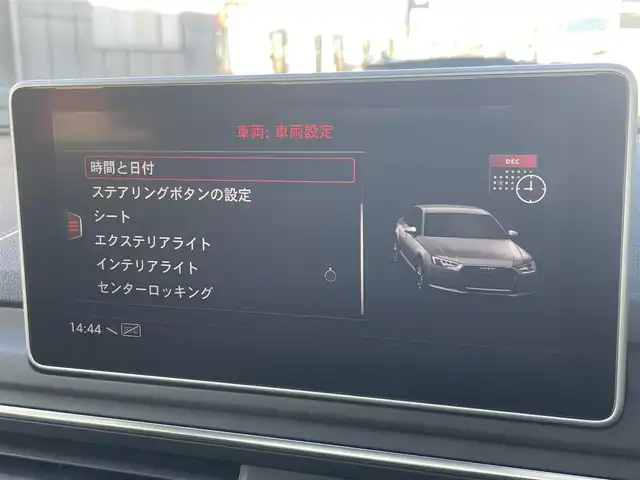 アウディ Ａ４ 2．0TFSI 山梨県 2016(平28)年 3.4万km グレイシアホワイトメタリック ラグジュアリーP/純正MMIナビ　/AppleCarPlay　/androidauto　/フルセグ　/Bカメラ　/ACC　/BSA　/アウディドライブセレクト　/LEDヘッドライト/オートハイビーム　/純正17インチAW