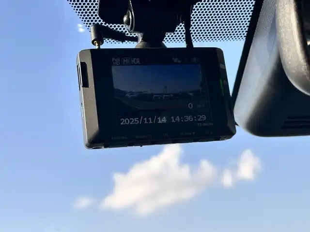 トヨタ ヤリス Z 島根県 2023(令5)年 3.6万km ブラック/コーラルクリスタルシャイン 登録時走行距離35591km/ワンオーナー/純正ディスプレイオーディオ/フルモデリスタ/MTモード付き/トヨタセーフティセンス/前席シートヒーター/スペアキー×1/バックカメラ/ETC/ドライブレコーダー/純正AW/LEDヘッドライト/フォグランプ/禁煙車