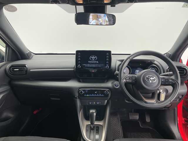 トヨタ ヤリス Z 長野県 2020(令2)年 5.7万km ブラック/コーラルクリスタルシャイン 4WD/純正ディスプレイオーディオ/（ナビ機能付き＆CD＆DVD＆Bluetooth＆AppleCarPlay＆AndroidoAuto＆FM・AM）/トヨタセーフティセンス/・レーダークルーズコントロール/・LTA/・PCS/・クリアランスソナー/・PKSB/・RSA/ビルトインETC/純正ドライブレコーダー（前方）/シートヒーター（前方）/LEDヘッドライト/オートマチックハイビーム/オートライト/ドアバイザー/社外フロアマット/15インチ社外アルミホイール/スマートキー/スペアキー/保証書/取扱説明書