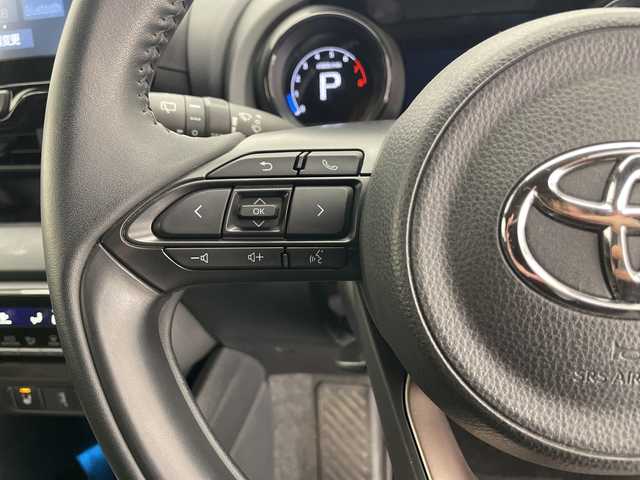 トヨタ ヤリス Z 長野県 2020(令2)年 5.7万km ブラック/コーラルクリスタルシャイン 4WD/純正ディスプレイオーディオ/（ナビ機能付き＆CD＆DVD＆Bluetooth＆AppleCarPlay＆AndroidoAuto＆FM・AM）/トヨタセーフティセンス/・レーダークルーズコントロール/・LTA/・PCS/・クリアランスソナー/・PKSB/・RSA/ビルトインETC/純正ドライブレコーダー（前方）/シートヒーター（前方）/LEDヘッドライト/オートマチックハイビーム/オートライト/ドアバイザー/社外フロアマット/15インチ社外アルミホイール/スマートキー/スペアキー/保証書/取扱説明書