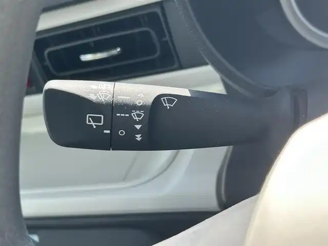 ダイハツ ムーヴ キャンバス ストライプス G 福岡県 2022(令4)年 1.4万km シャイニングホワイトパール/サンドベージュメタリック Panasonicナビ/（BT/フルセグ/DISC/AM/FM/SD/SDREC）/Bカメラ/両側パワースライドドア/LEDヘッドライト/オートライト/前席シートヒーター/ベンチシート/ホッとカップホルダー/アイドリングストップ/横滑り防止装置/コーナーセンサー/盗難防止装置/衝突被害軽減システム/ドライブレコーダー/ブレーキホールド/スマートキー/保証書/取扱説明書