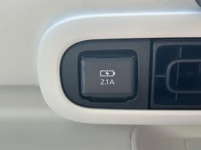 ダイハツ ムーヴ キャンバス ストライプス G 福岡県 2022(令4)年 1.4万km シャイニングホワイトパール/サンドベージュメタリック Panasonicナビ/（BT/フルセグ/DISC/AM/FM/SD/SDREC）/Bカメラ/両側パワースライドドア/LEDヘッドライト/オートライト/前席シートヒーター/ベンチシート/ホッとカップホルダー/アイドリングストップ/横滑り防止装置/コーナーセンサー/盗難防止装置/衝突被害軽減システム/ドライブレコーダー/ブレーキホールド/スマートキー/保証書/取扱説明書