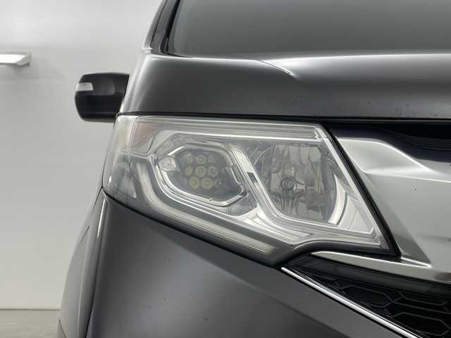 ホンダ ステップワゴン スパーダ ホンダセンシング 新潟県 2017(平29)年 9.1万km プレミアムスパークルブラックパール 4WD/メモリナビ　型式VXM-175VFNi/CD/BT/フルセグ/バックカメラ/両側パワースライドドア/クルーズコントロール/ホンダセンシング/ワクワクゲート/LEDライト/フォグ