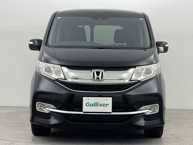 ホンダ ステップワゴン スパーダ ホンダセンシング 新潟県 2017(平29)年 9.1万km プレミアムスパークルブラックパール 4WD/メモリナビ　型式VXM-175VFNi/CD/BT/フルセグ/バックカメラ/両側パワースライドドア/クルーズコントロール/ホンダセンシング/ワクワクゲート/LEDライト/フォグ
