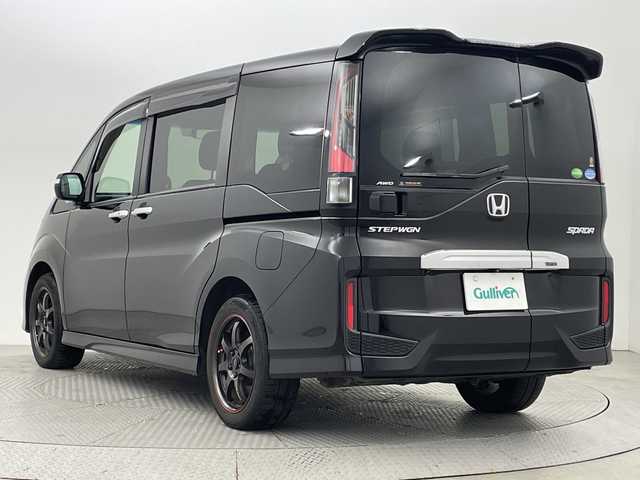 ホンダ ステップワゴン スパーダ ホンダセンシング 新潟県 2017(平29)年 9.1万km プレミアムスパークルブラックパール 4WD/メモリナビ　型式VXM-175VFNi/CD/BT/フルセグ/バックカメラ/両側パワースライドドア/クルーズコントロール/ホンダセンシング/ワクワクゲート/LEDライト/フォグ