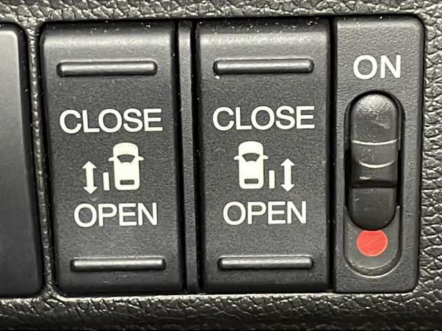 ホンダ フリード ハイブリット G ホンダセンシング 広島県 2017(平29)年 4.5万km ブルーホライゾンM 純正ナビ　/両側パワースライドドア　/バックカメラ　/レーダークルーズコントロール　/フルセグTV　/レーンキープアシスト　/衝突軽減ブレーキ　/オートライト　/ETC　/ドラレコ　/LEDヘッドランプ/スマートキー/純正15インチアルミホイール(185/65/R15)/エアバック（運転席/助手席）