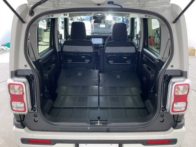 スズキ ハスラー HYBRID X 兵庫県 2025(令7)年 0.1千km クールカーキパールメタリック/ソフトベージュメタリック ・登録済未使用車/・純正9インチナビ/CD/DVD/TV/USB/Bluetooth/・全方位カメラ/・デュアルカメラブレーキサポート/・誤発進抑制機能/・後退時ブレーキサポート/・後方誤発進抑制機能/・リアパーキングセンサー/・車線逸脱警報機能/・車線逸脱抑制機能/・ふらつき警報/・先行車発進お知らせ機能/・アダプティブクルーズコントロール/・標識認識機能/・ハイビームアシスト/・前席シートヒーター/・LEDヘッドライト/・LEDフォグランプ/・スマートキー